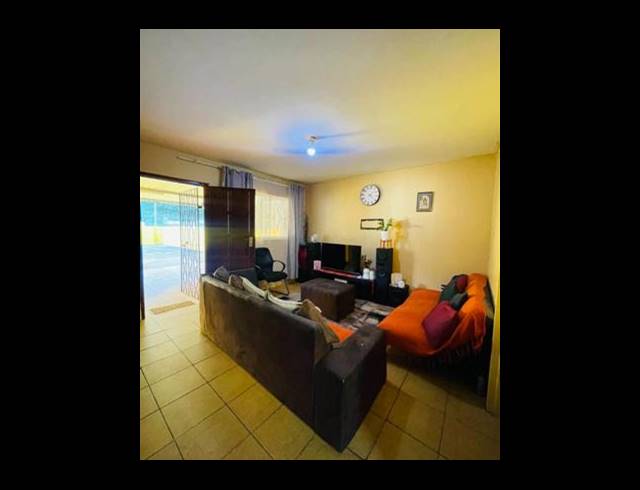 3 BEDROOM APARTMENT FOR SALE IN BONELA